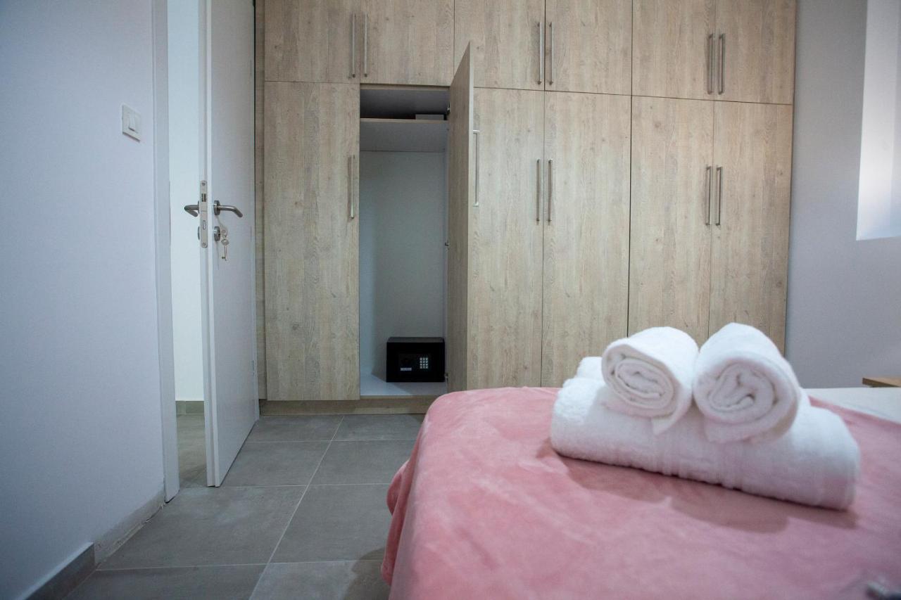 Ferienwohnung Landscape Luxury Flat Psyrri Square Athen Exterior foto